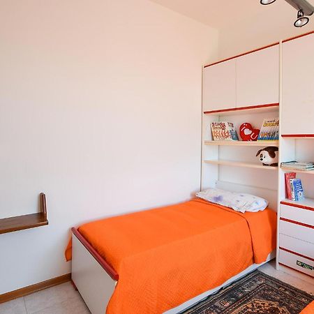 2 Bedroom Cozy Apartment In Grado Exterior photo